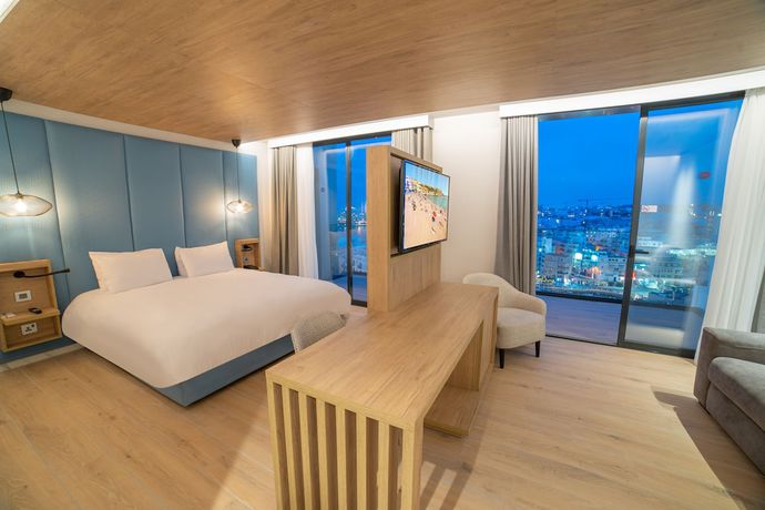 Imagen de la habitación del Hotel Mercure St. Julian's Malta. Foto 12