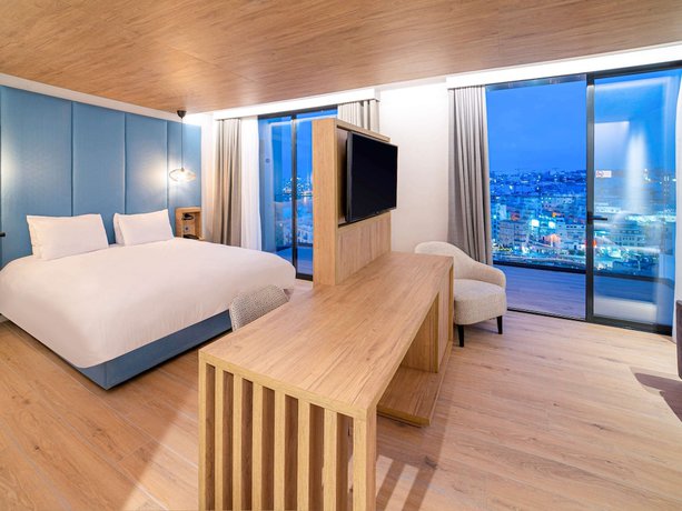 Imagen de la habitación del Hotel Mercure St. Julian's Malta. Foto 16