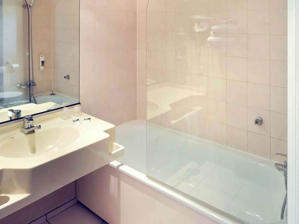 Imagen de la habitación del Hotel Mercure Strasbourg Aeroport. Foto 13