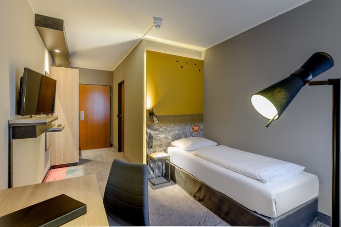 Imagen de la habitación del Hotel Mercure Stuttgart Zuffenhausen. Foto 11