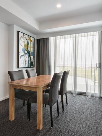 Imagen de la habitación del Hotel Mercure Sunshine Coast Kawana Waters. Foto 16