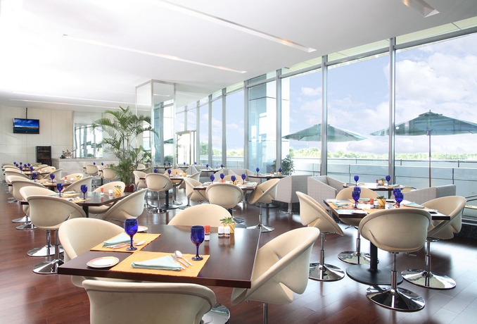 Imagen del bar/restaurante del Hotel Mercure Suzhou Park Hotel & Suites. Foto 5