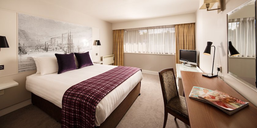 Imagen de la habitación del Hotel Mercure Swansea. Foto 5