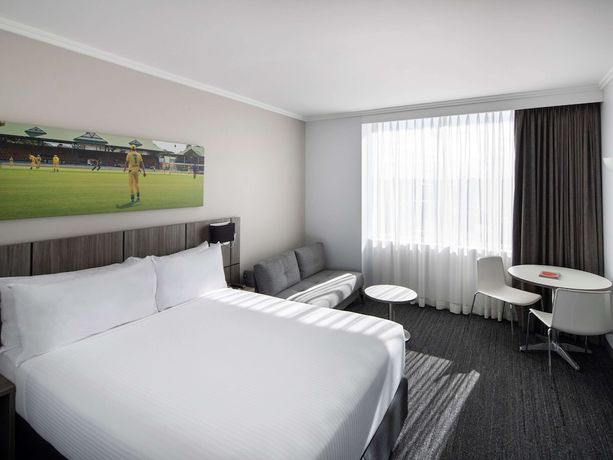 Imagen de la habitación del Hotel Mercure Sydney Bankstown. Foto 1