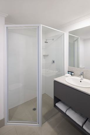 Imagen de la habitación del Hotel Mercure Sydney Bankstown. Foto 4