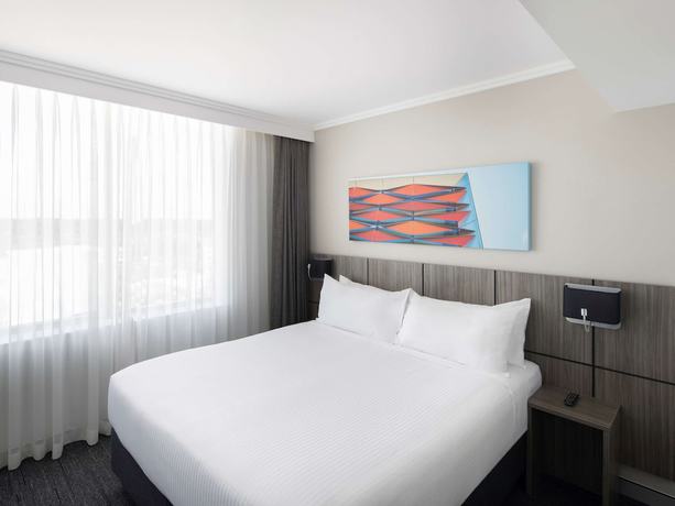 Imagen de la habitación del Hotel Mercure Sydney Bankstown. Foto 6