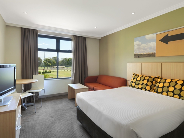 Imagen de la habitación del Hotel Mercure Sydney Blacktown. Foto 9