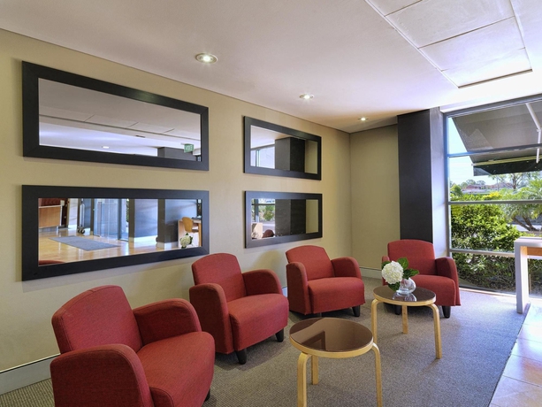 Imagen del bar/restaurante del Hotel Mercure Sydney Blacktown. Foto 5