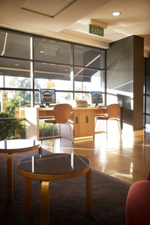 Imagen de los interiores del Hotel Mercure Sydney Blacktown. Foto 15