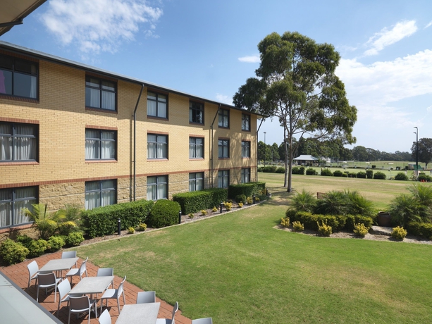 Imagen general del Hotel Mercure Sydney Blacktown. Foto 2