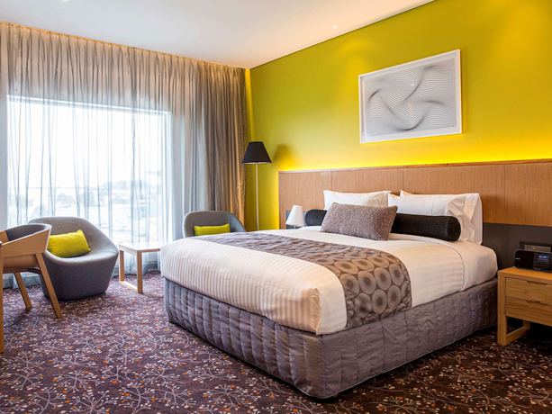 Imagen de la habitación del Hotel Mercure Sydney Liverpool. Foto 17