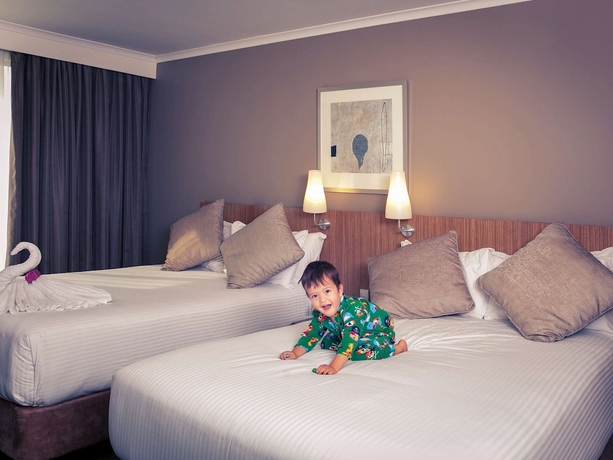 Imagen de la habitación del Hotel Mercure Sydney Parramatta. Foto 11