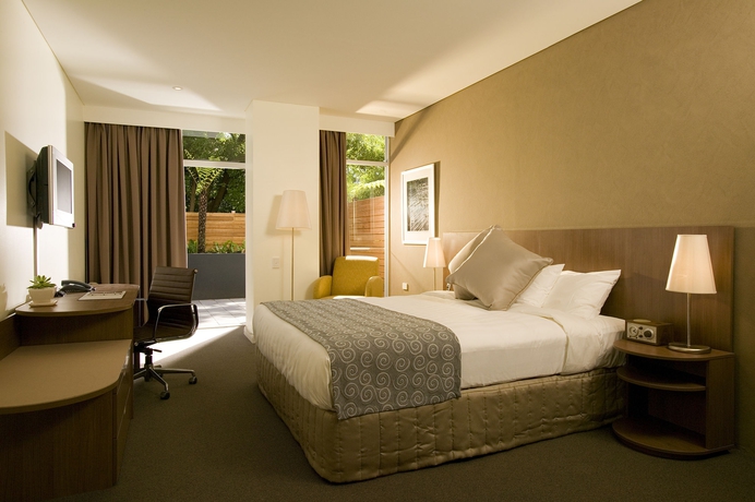 Imagen de la habitación del Hotel Mercure Sydney St Leonards. Foto 9