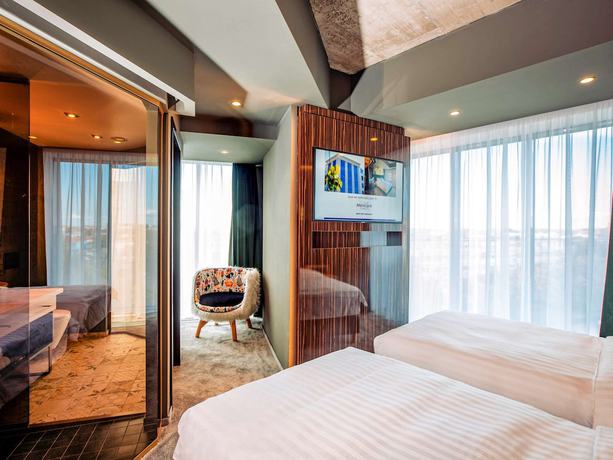 Imagen de la habitación del Hotel Mercure Timisoara. Foto 7