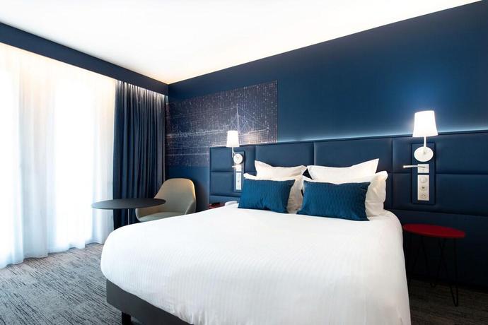 Imagen de la habitación del Hotel Mercure Toulon La Seyne-Sur-Mer. Foto 8