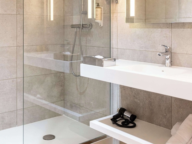 Imagen de la habitación del Hotel Mercure Toulouse Aéroport Blagnac. Foto 12