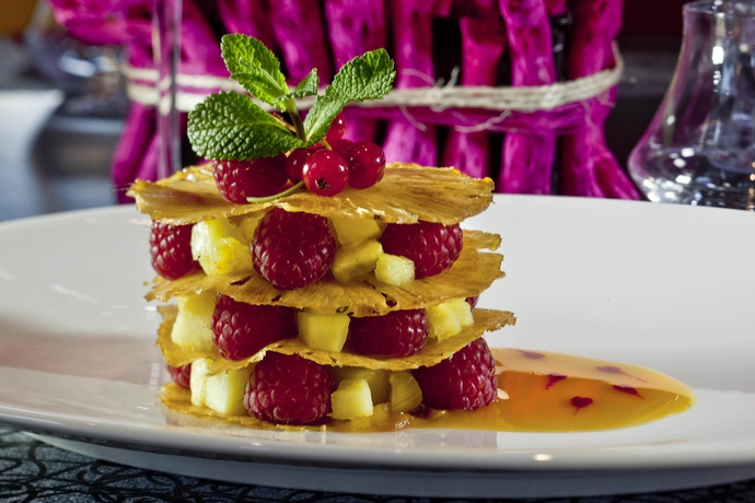 Imagen del bar/restaurante del Hotel Mercure Tours Nord. Foto 7