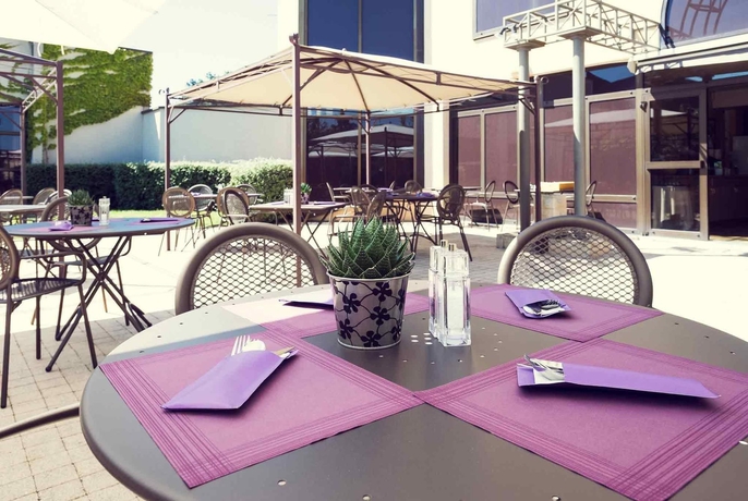 Imagen del bar/restaurante del Hotel Mercure Tours Sud. Foto 4