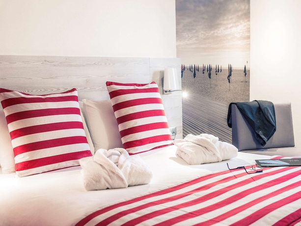Imagen de la habitación del Hotel Mercure Trouville-sur-mer. Foto 12