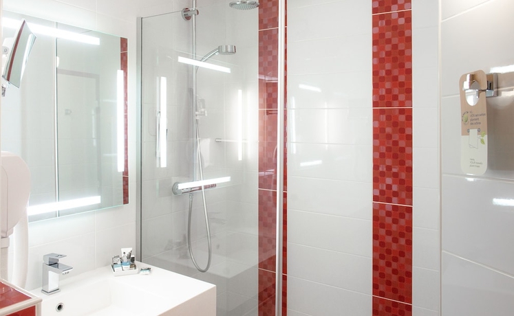 Imagen de la habitación del Hotel Mercure Trouville-sur-mer. Foto 19