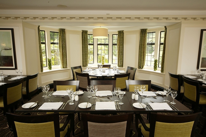 Imagen del bar/restaurante del Hotel Mercure Tunbridge Wells Hotel. Foto 3