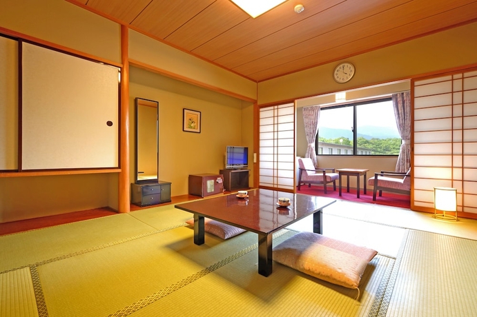 Imagen de la habitación del Hotel Mercure Urabandai Resort and Spa. Foto 2