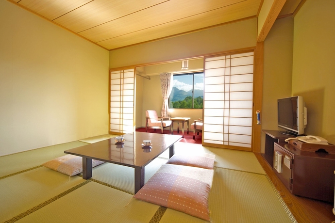 Imagen de la habitación del Hotel Mercure Urabandai Resort and Spa. Foto 10