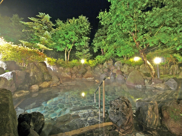 Imagen de la piscina del Hotel Mercure Urabandai Resort and Spa. Foto 16