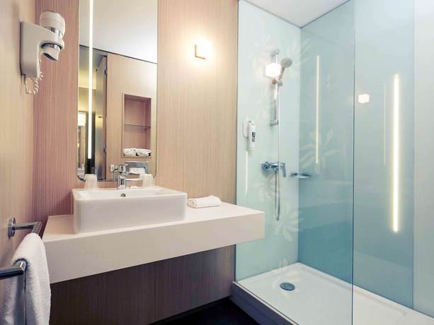 Imagen de la habitación del Hotel Mercure Valenciennes Centre. Foto 15