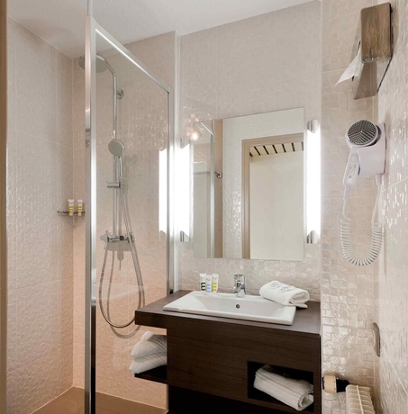 Imagen de la habitación del Hotel Mercure Vannes Le Port. Foto 8