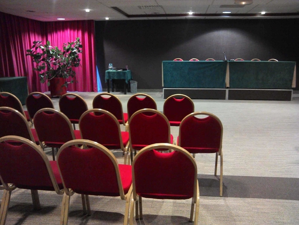 Imagen de los interiores del Hotel Mercure Vannes Le Port. Foto 13