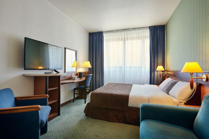 Imagen de la habitación del Hotel Mercure Versailles Paris Ouest. Foto 6