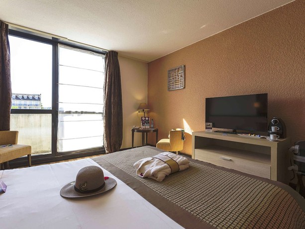 Imagen de la habitación del Hotel Mercure Vichy Thermalia. Foto 10