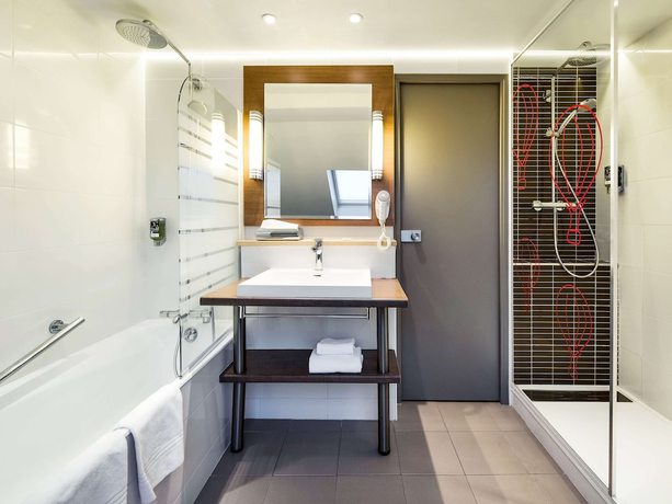 Imagen de la habitación del Hotel Mercure Vienne Sud Chanas. Foto 8