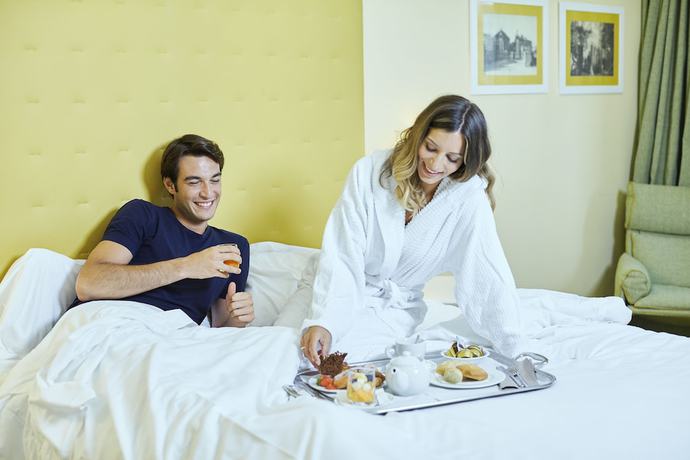 Imagen de la habitación del Hotel Mercure Villa Romanazzi Carducci Bari. Foto 9