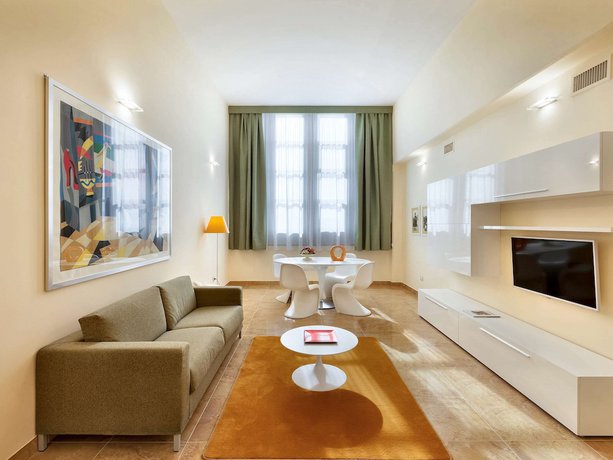 Imagen de la habitación del Hotel Mercure Villa Romanazzi Carducci Bari. Foto 19