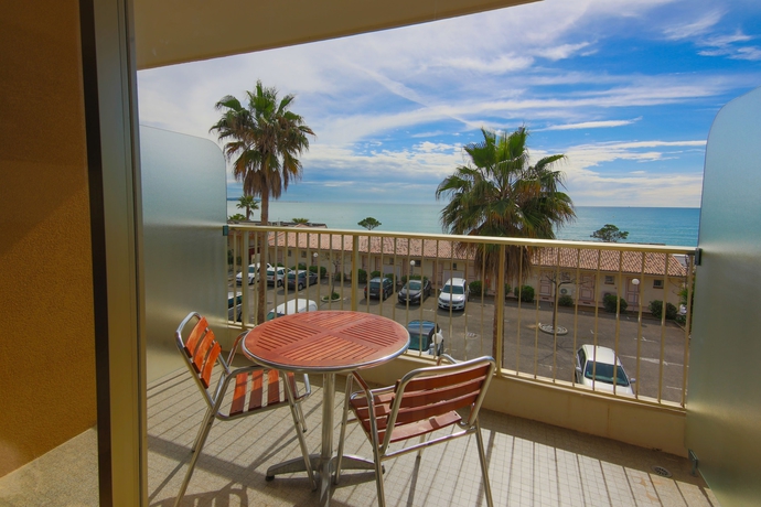 Imagen de la habitación del Hotel Mercure Villeneuve Loubet Plage. Foto 16
