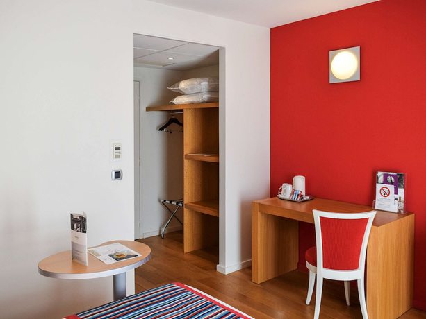 Imagen de la habitación del Hotel Mercure Vittel. Foto 14