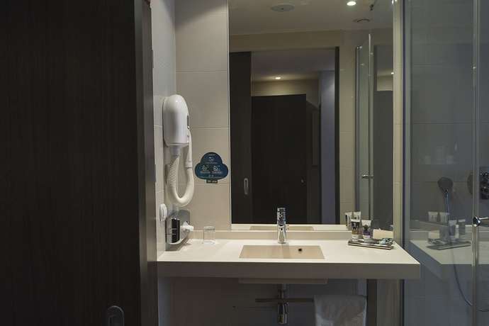 Imagen de la habitación del Hotel Mercure Warszawa Grand. Foto 9