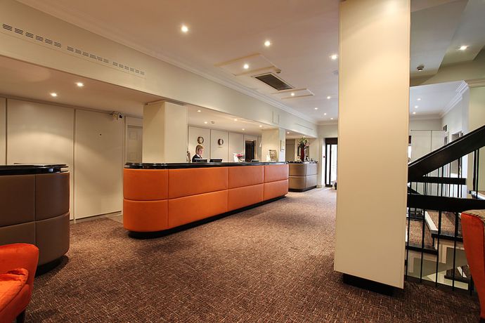 Imagen de los interiores del Hotel Mercure Wessex Winchester. Foto 20