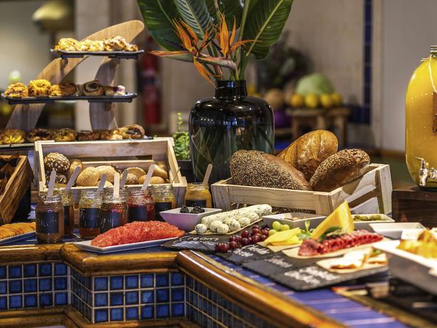 Imagen del bar/restaurante del Hotel Mercure Windhoek. Foto 4