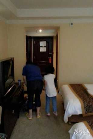 Imagen de la habitación del Hotel Mercure Xian Dayan Pagoda. Foto 5