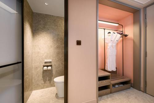 Imagen general del Hotel Mercure Yixing Wanda Plaza. Foto 7