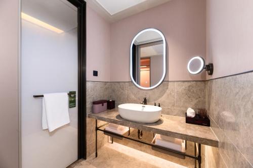 Imagen general del Hotel Mercure Yixing Wanda Plaza. Foto 9