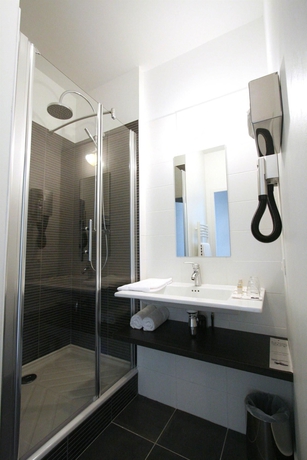 Imagen de la habitación del Hotel Mercure Zénith Nantes Saint-Herblain Hotel. Foto 9