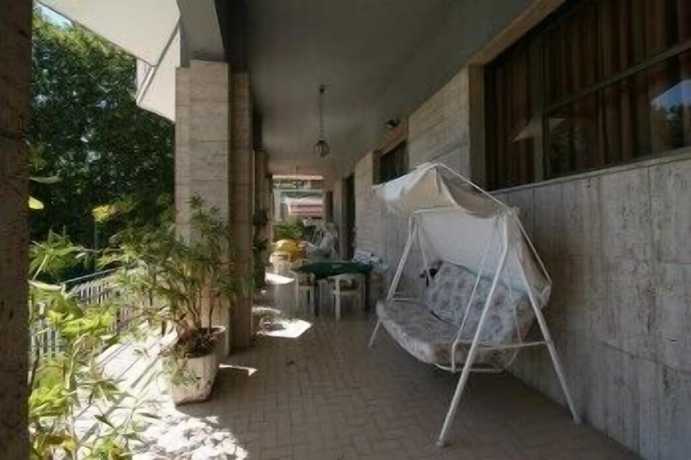 Imagen de los exteriores del Hotel Mercurio, Capocastello. Foto 8