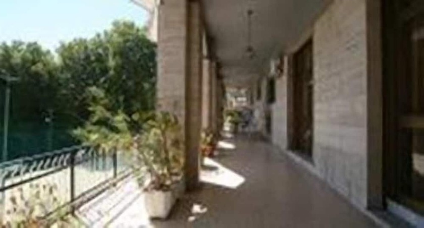 Imagen de los exteriores del Hotel Mercurio, Capocastello. Foto 10