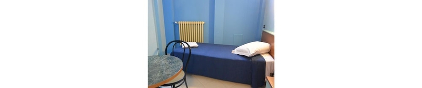 Imagen de la habitación del Hotel Mercurio. Foto 8