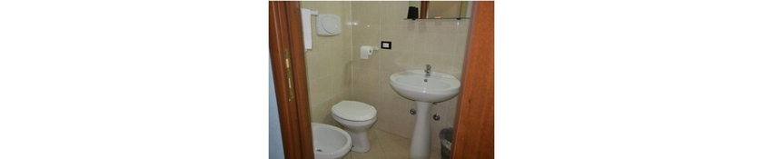 Imagen de la habitación del Hotel Mercurio. Foto 12