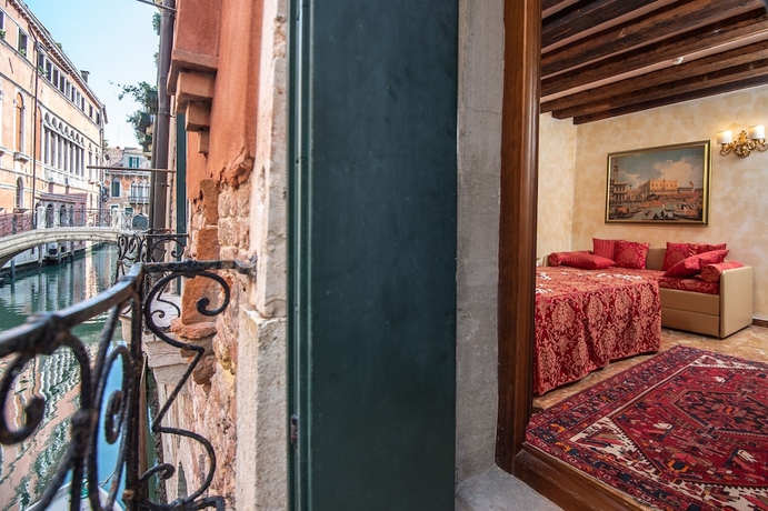 Imagen de la habitación del Hotel Mercurio Venezia. Foto 6